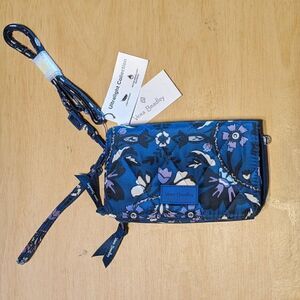 🆕Vera Bradley 3-in-1 Ultralight Water-repellent RFID Crossbody -FLEUR MEDALLION